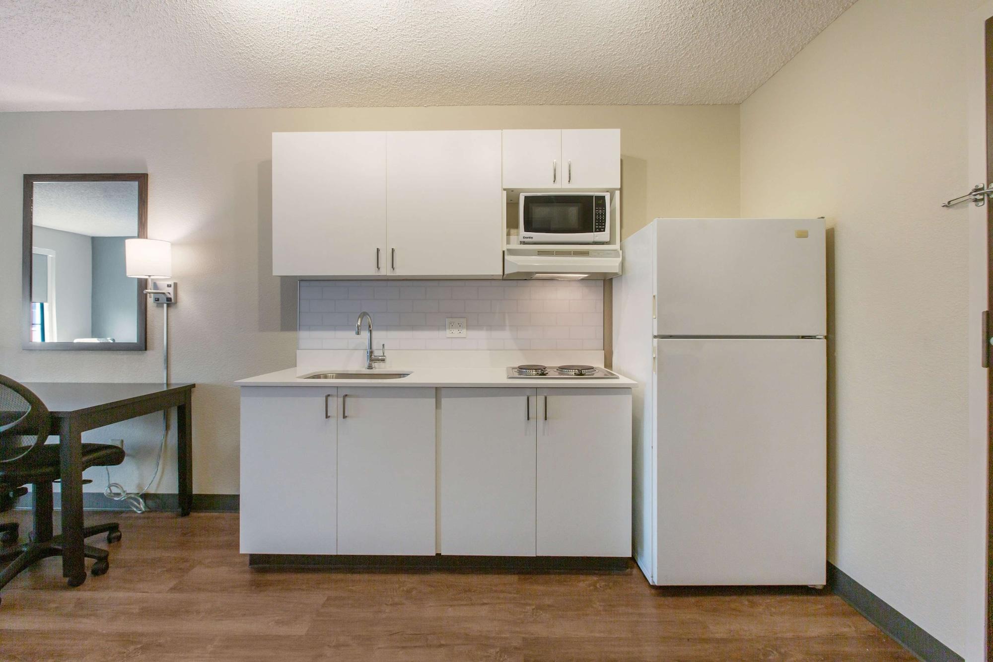 Extended Stay America Premier Suites - Union City - Dyer St Екстериор снимка