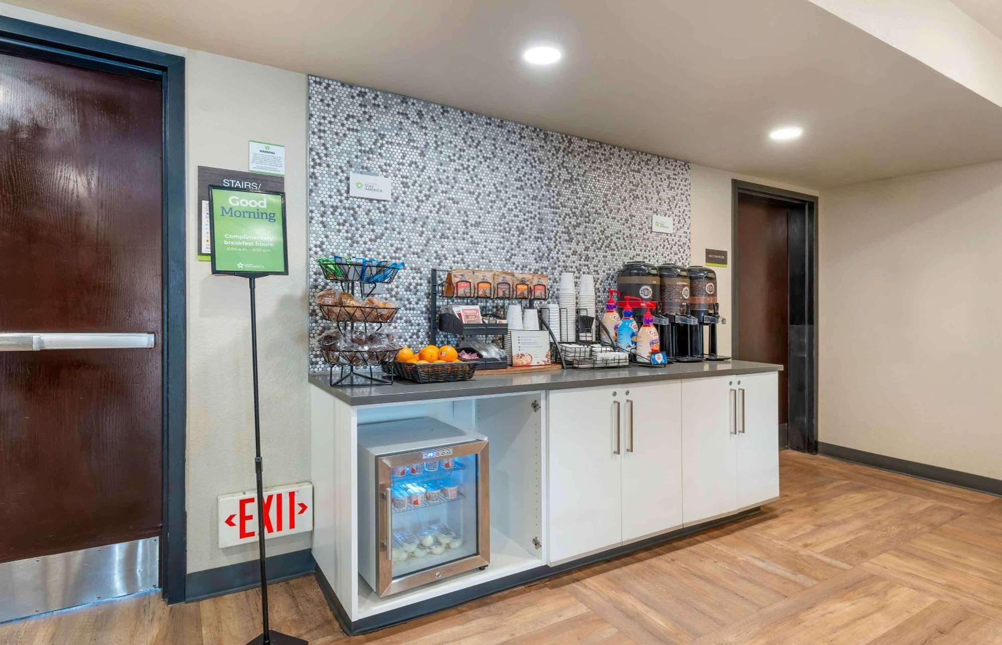 Extended Stay America Premier Suites - Union City - Dyer St Екстериор снимка