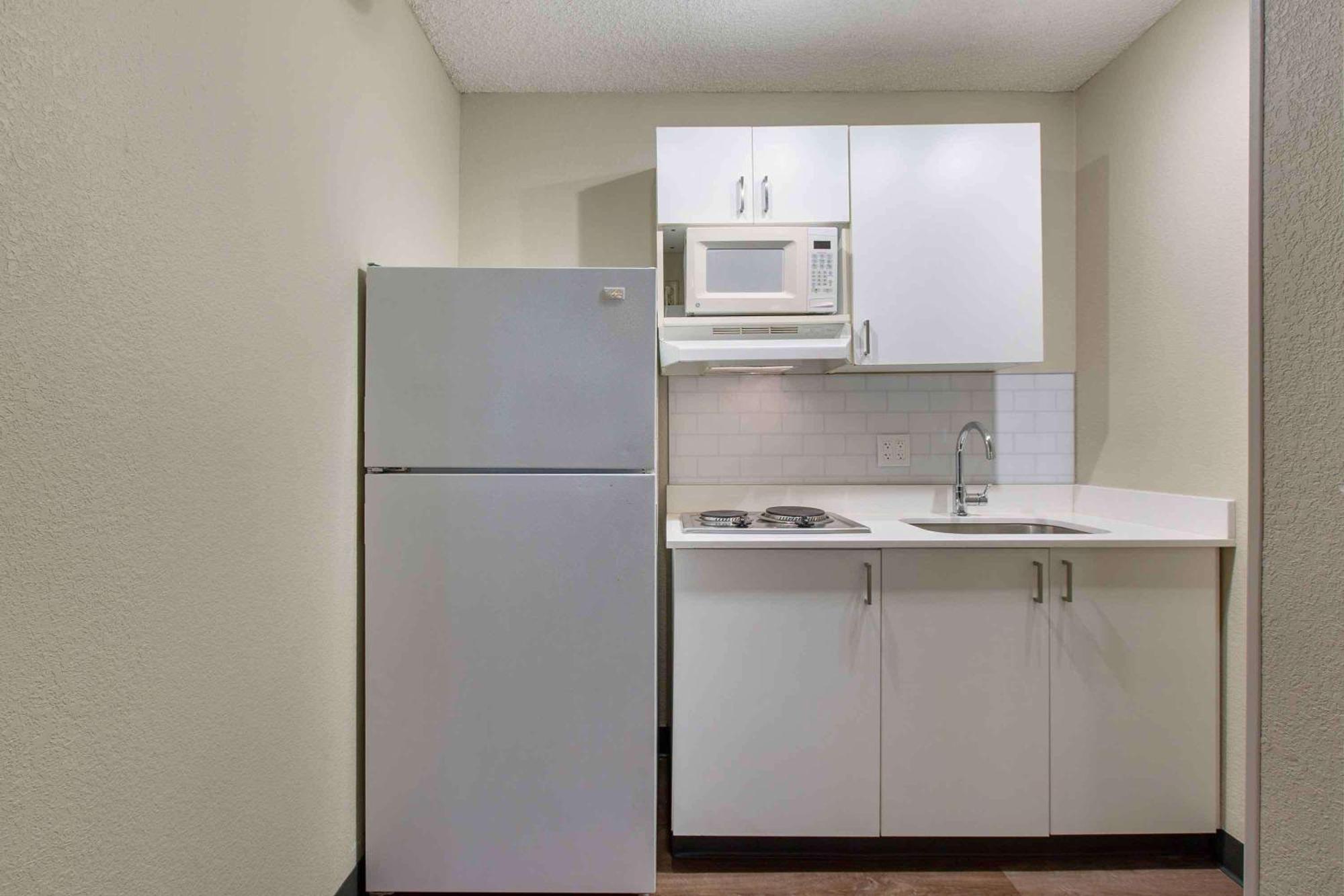 Extended Stay America Premier Suites - Union City - Dyer St Екстериор снимка